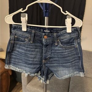 Hollister Women's high rise vintage shorts